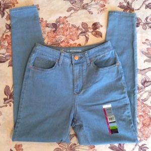 NWT No Boundaries High Rise Skinny Jeans Blue Size 9 Juniors